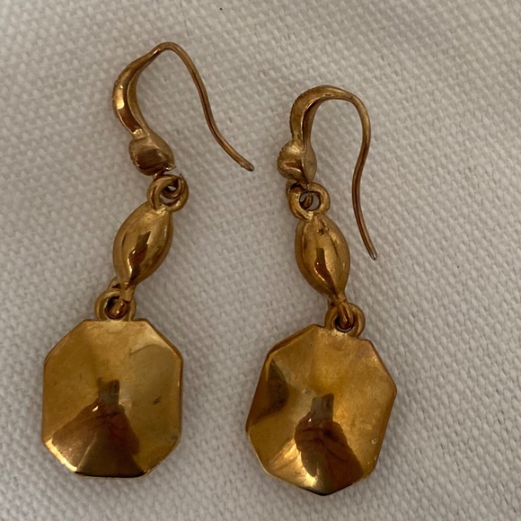 L&T dangle crystal earrings, Color: Gold - Picture 4 of 5